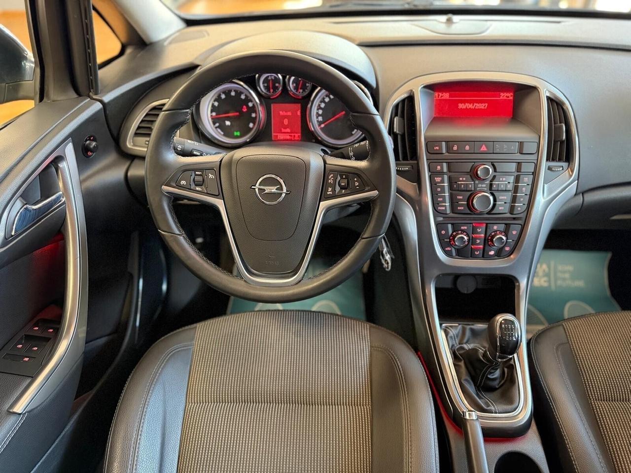 Opel Astra 1.4 Turbo 140CV 5 porte GPL Tech Elective