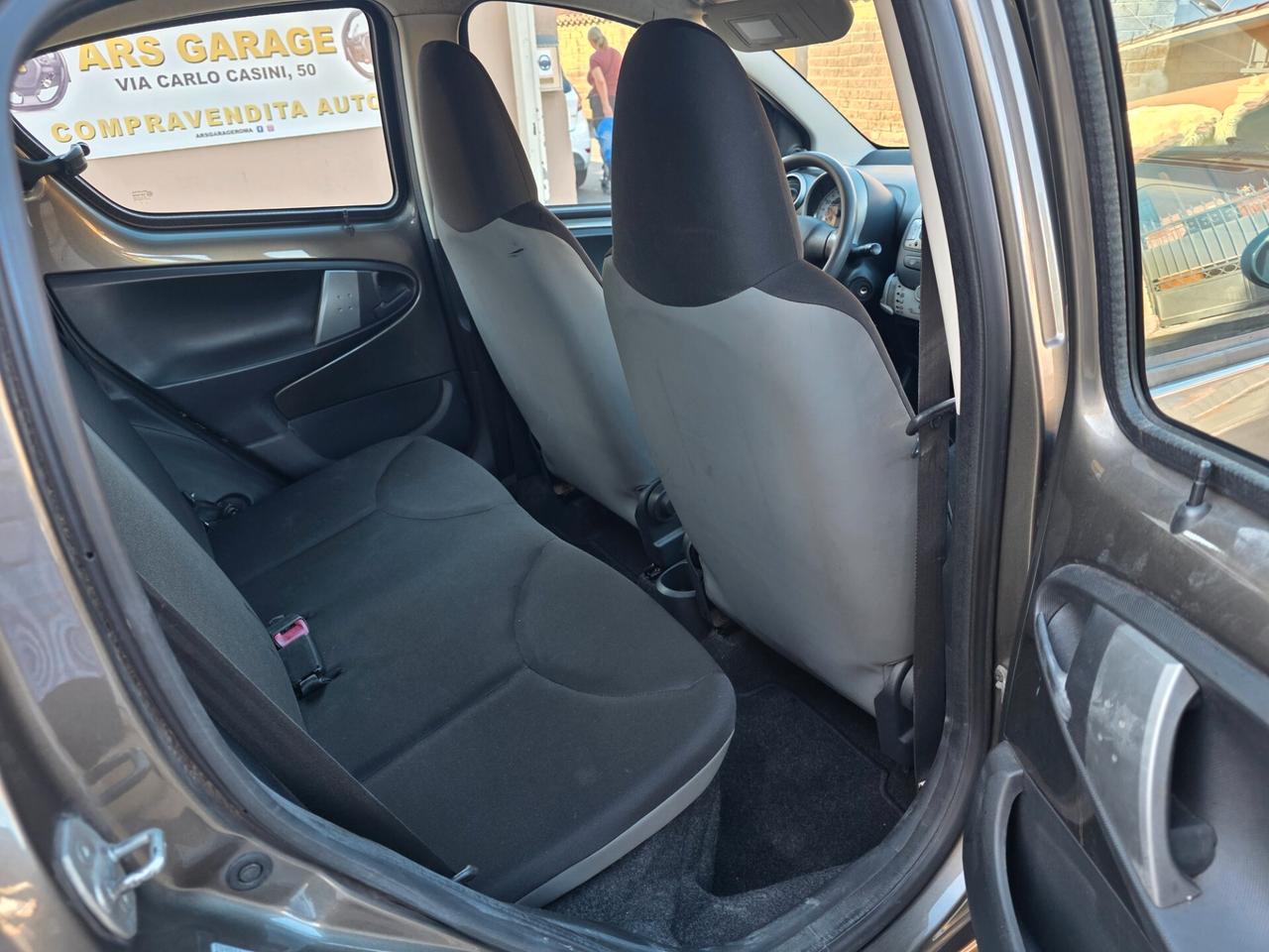 Toyota Aygo 1.0 12V VVT-i 3 porte Active Connect