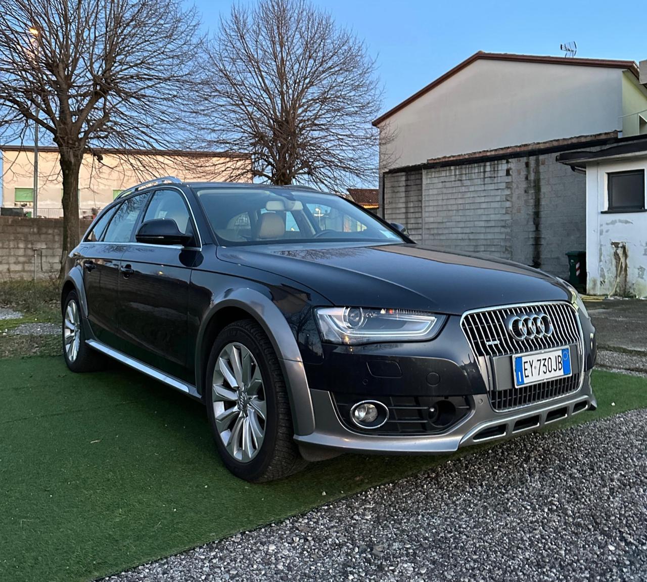 Audi A4 allroad A4 allroad 3.0 V6 TDI 245 CV S tronic Ambiente