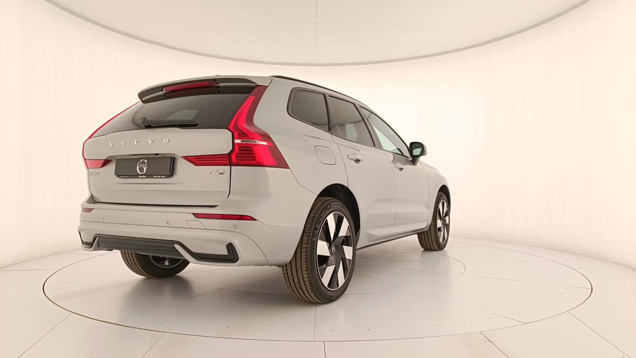 VOLVO XC60 2.0 t6 phev Plus Dark awd auto