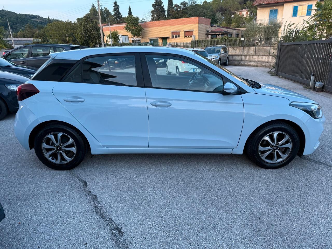 Hyundai i20 1.2 5 porte Econext Connectline
