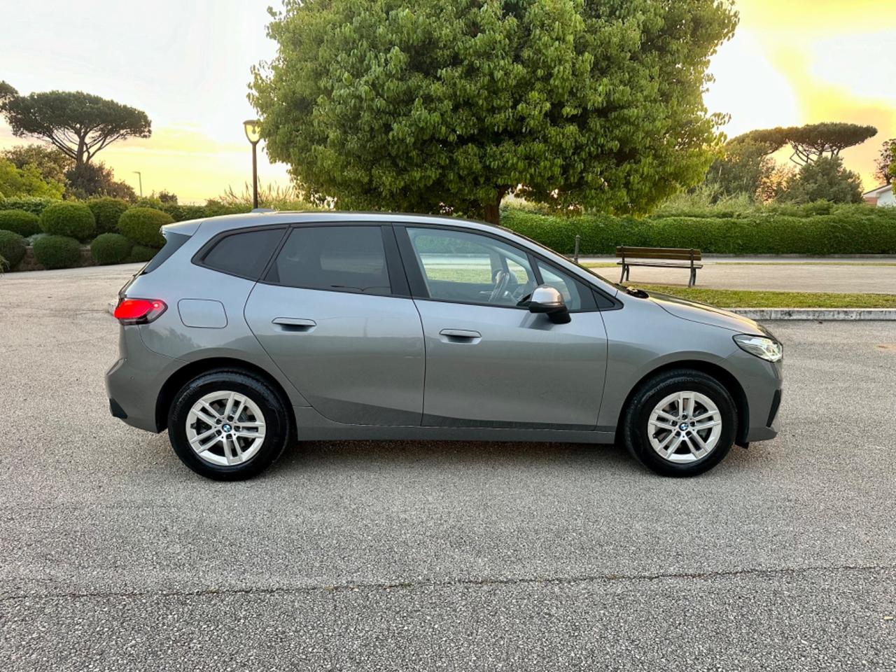 Bmw 2er Active Tourer 220i 48V TECNOLOGIA E SPAZIO AL TOP