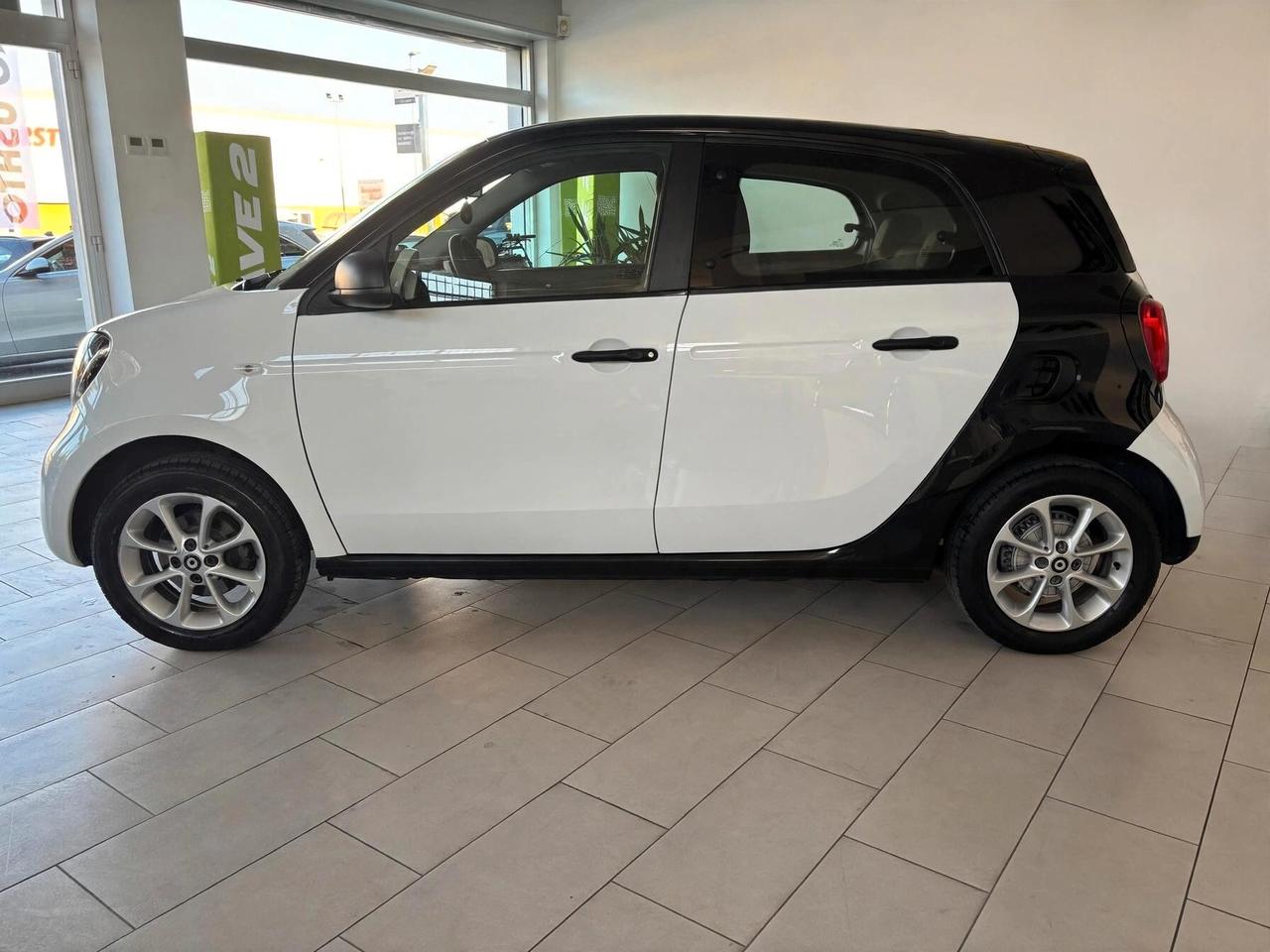 Smart ForFour 70 1.0 twinamic Youngster
