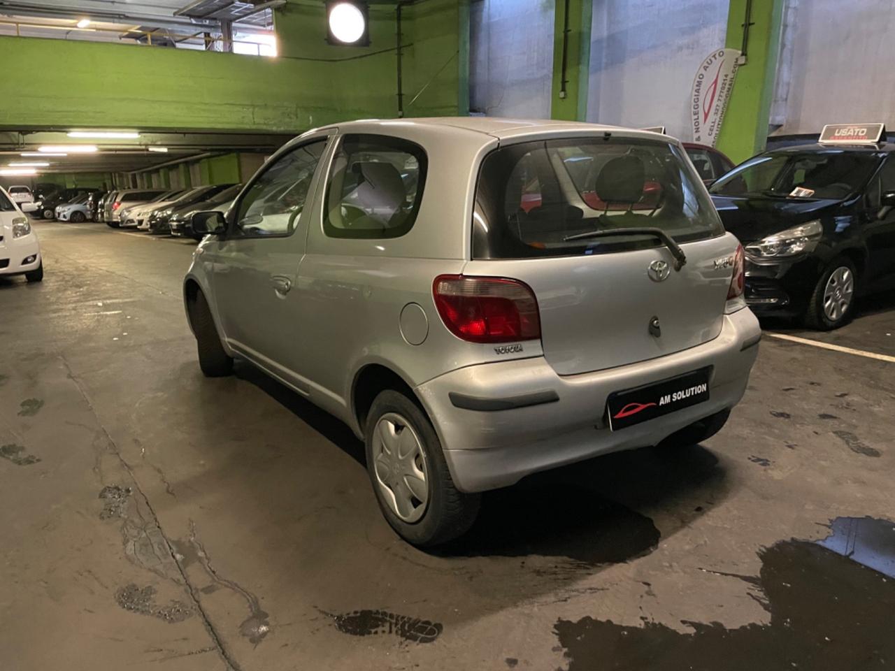 Toyota Yaris 1.0 Neopatentati