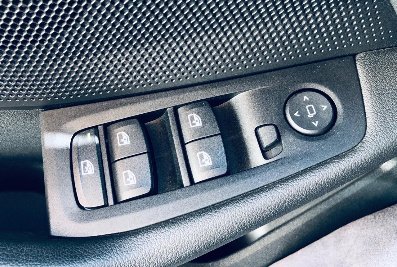 Bmw 116d Sport blue -FULL LED