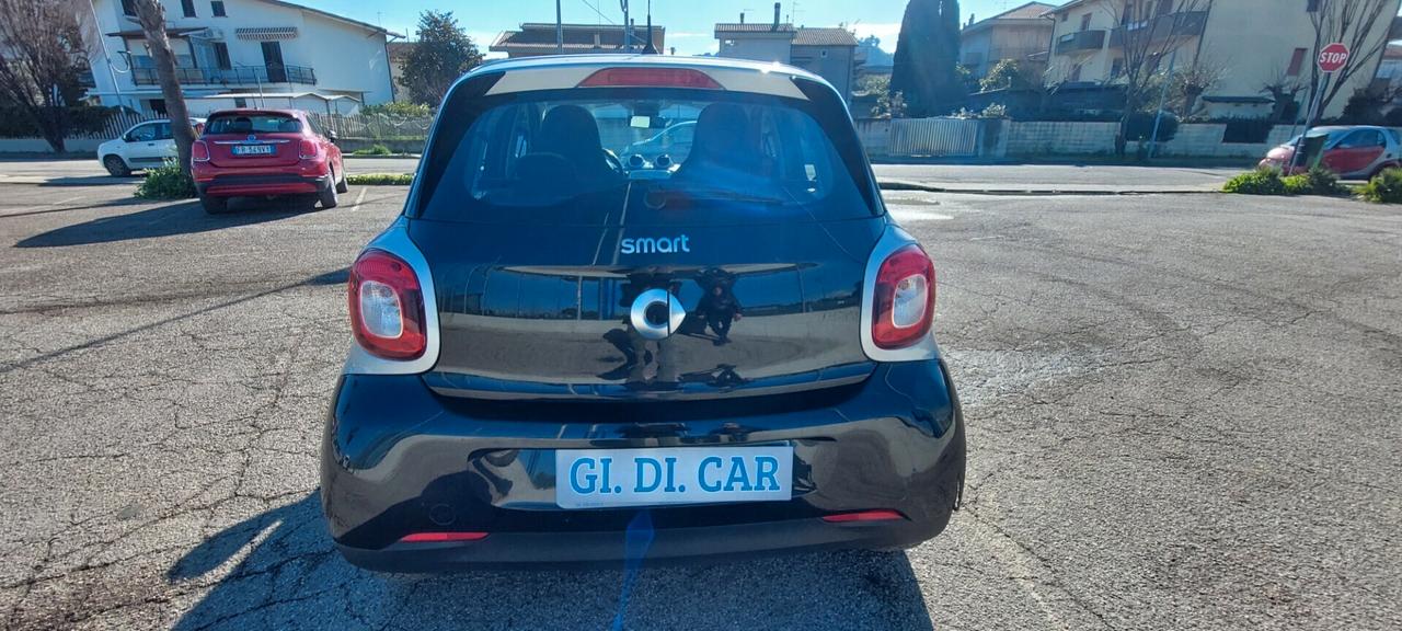 SMART FORFOUR 1,0 BENZINA 70 CV X NEOPATENTATI DOPPIO TETTO IMPECCABILE GOMME NUOVE