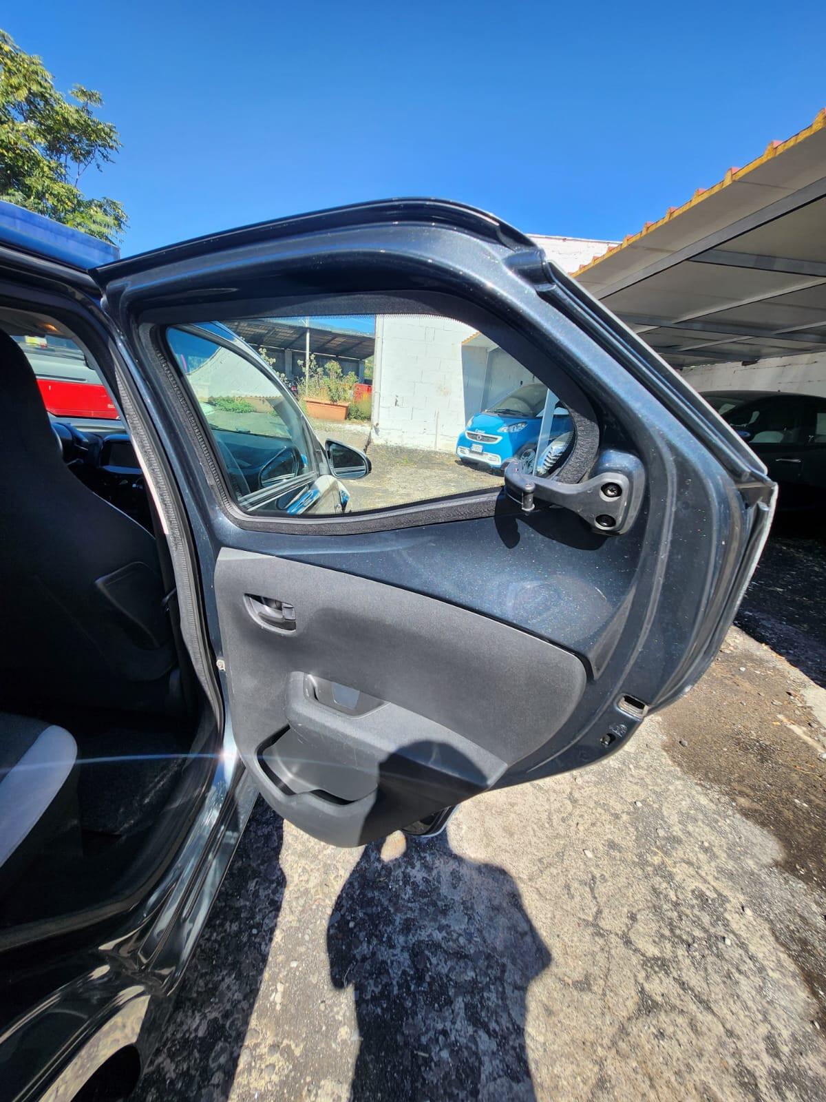 Toyota Aygo 1.0 VVT-i 69 CV 5 porte x-wave