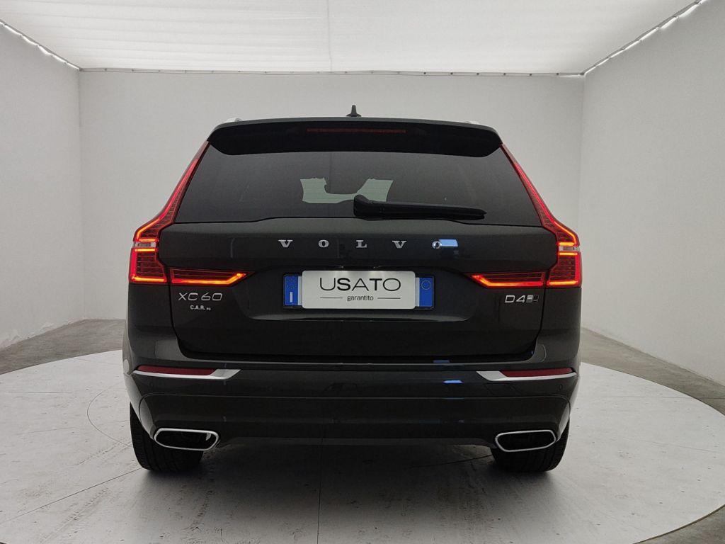 VOLVO XC60 (2017-->) - XC60 D4 AWD Geartronic Inscription