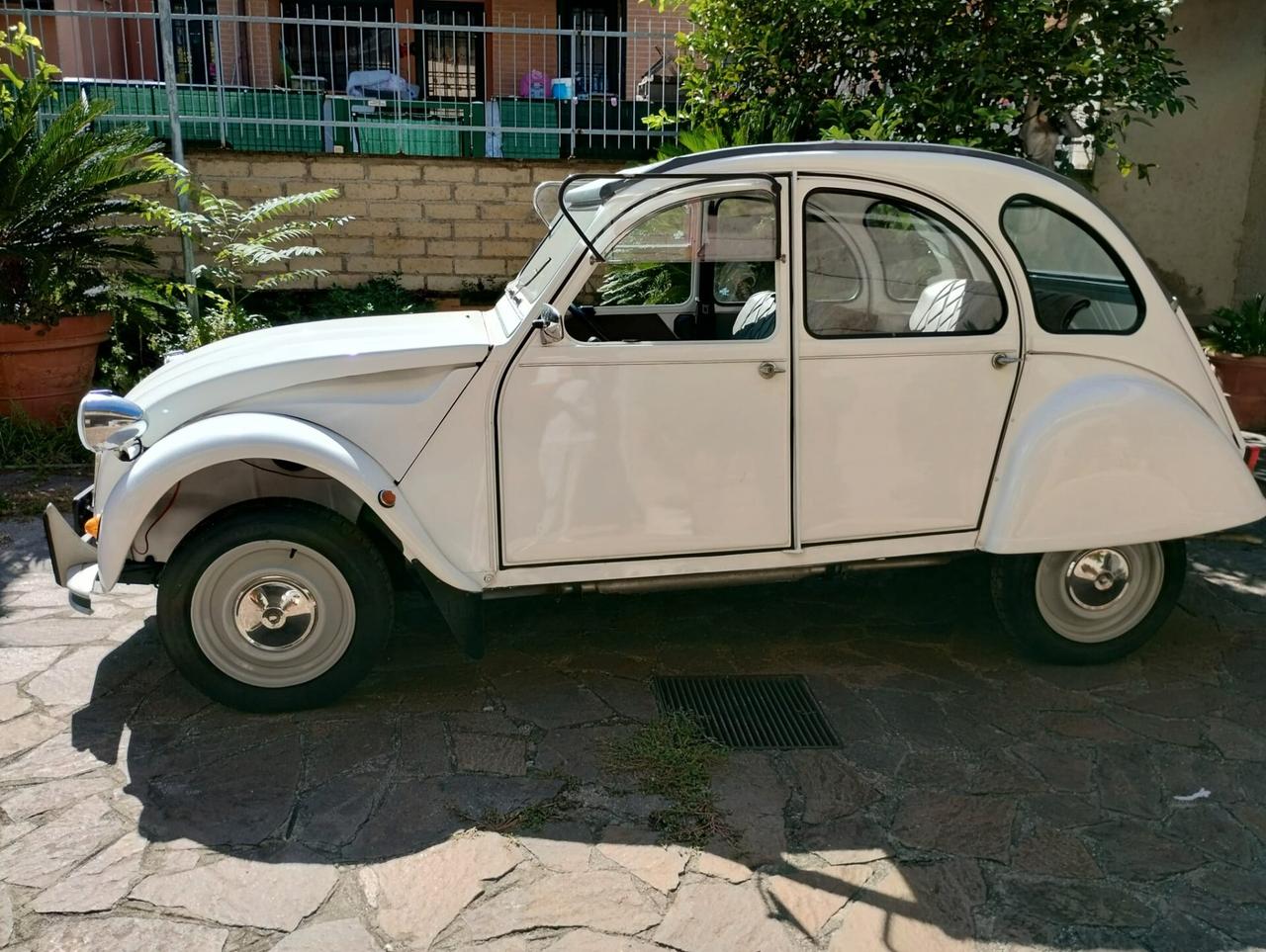 Citroen 2CV 6 Special