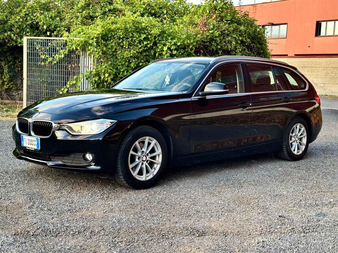 Bmw 316d Touring 2.0 116cv Neopatentati 2015