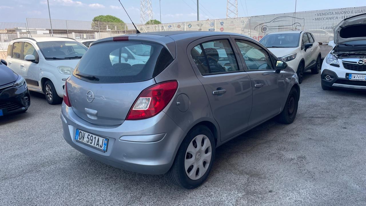 Opel Corsa 1.2 5 porte Enjoy benzina e gas