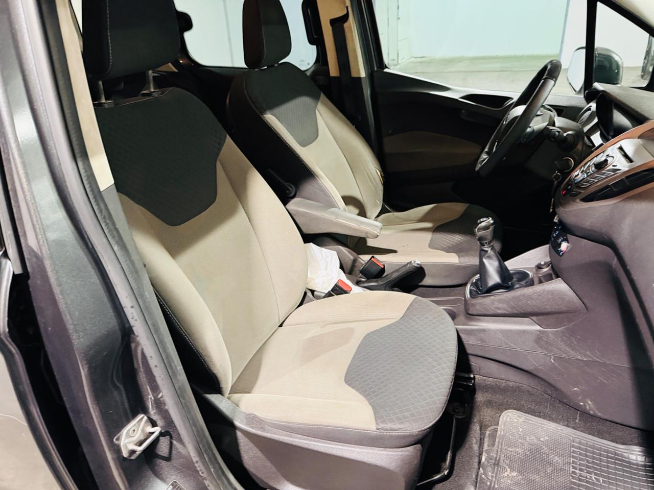 Ford TOURNEO CONNECT 1.5 TDCi (75CV) *NEOPATENTATI*