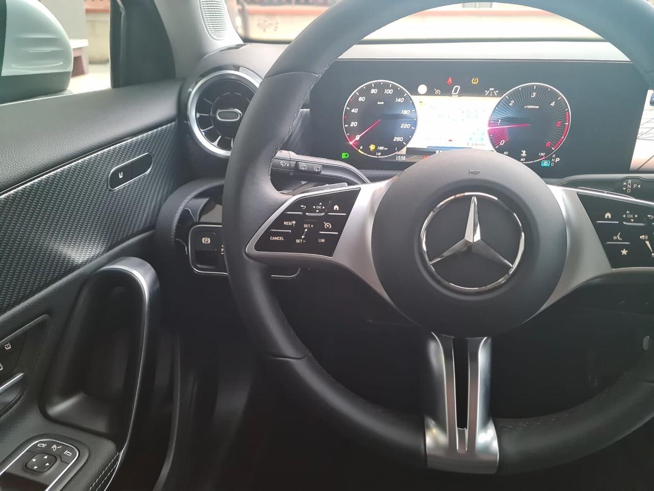 Mercedes-benz A 180 A 180 d Automatic Advanced