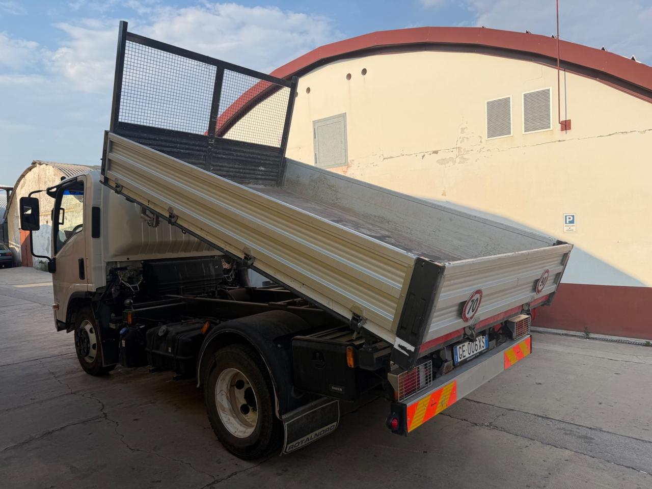 Isuzu P75 5.2L Ribaltabile Revisionato 16.000km