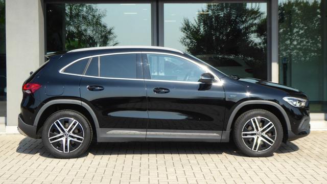 MERCEDES-BENZ GLA 250 e EQ-Power Automatic Sport Plus