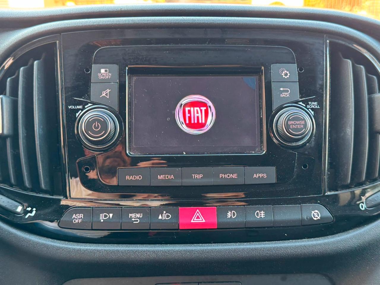 FIAT DOBLO CARGO 1.6 MJ 105 CV. E6 3 POSTI PERFETTO