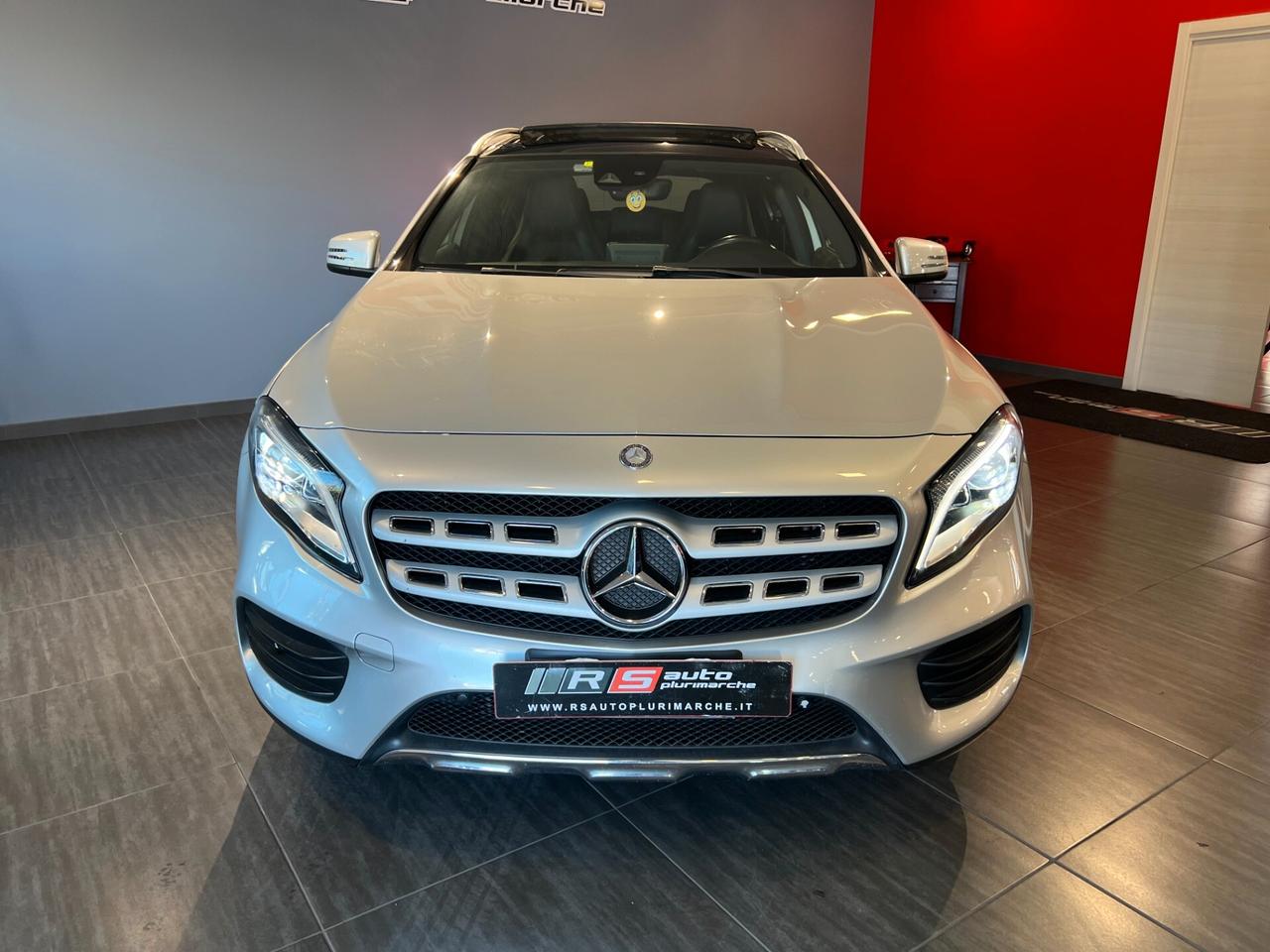 Mercedes-benz GLA 200d Auto 4Matic Premium TETTO