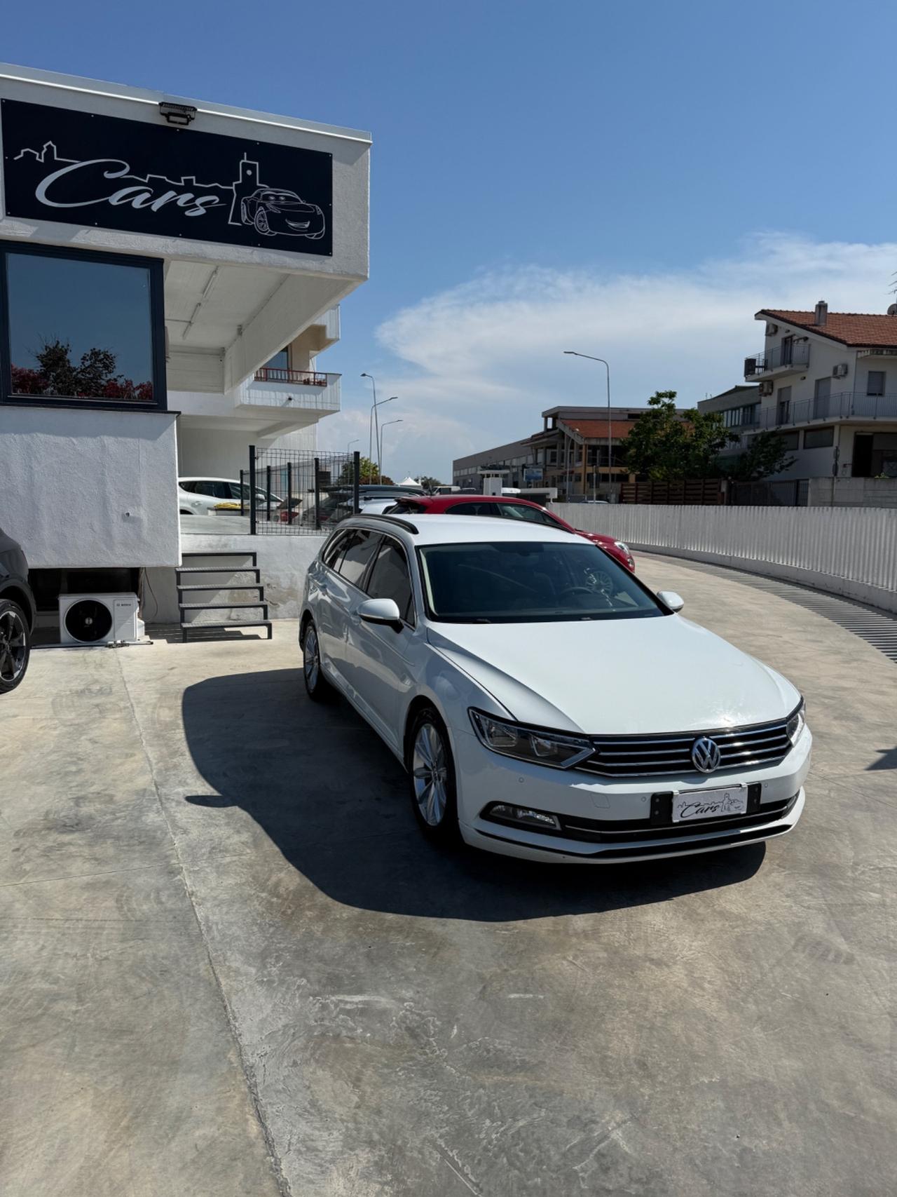 Volkswagen Passat Variant 1.6 TDI DSG Comfortline BlueMotion Tech.