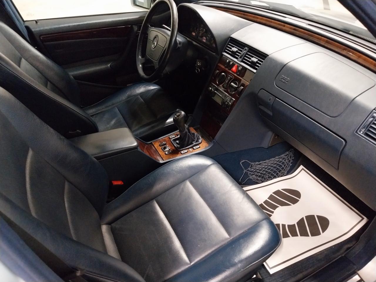 Mercedes-benz C 200 C 200 Kompressor cat Elegance