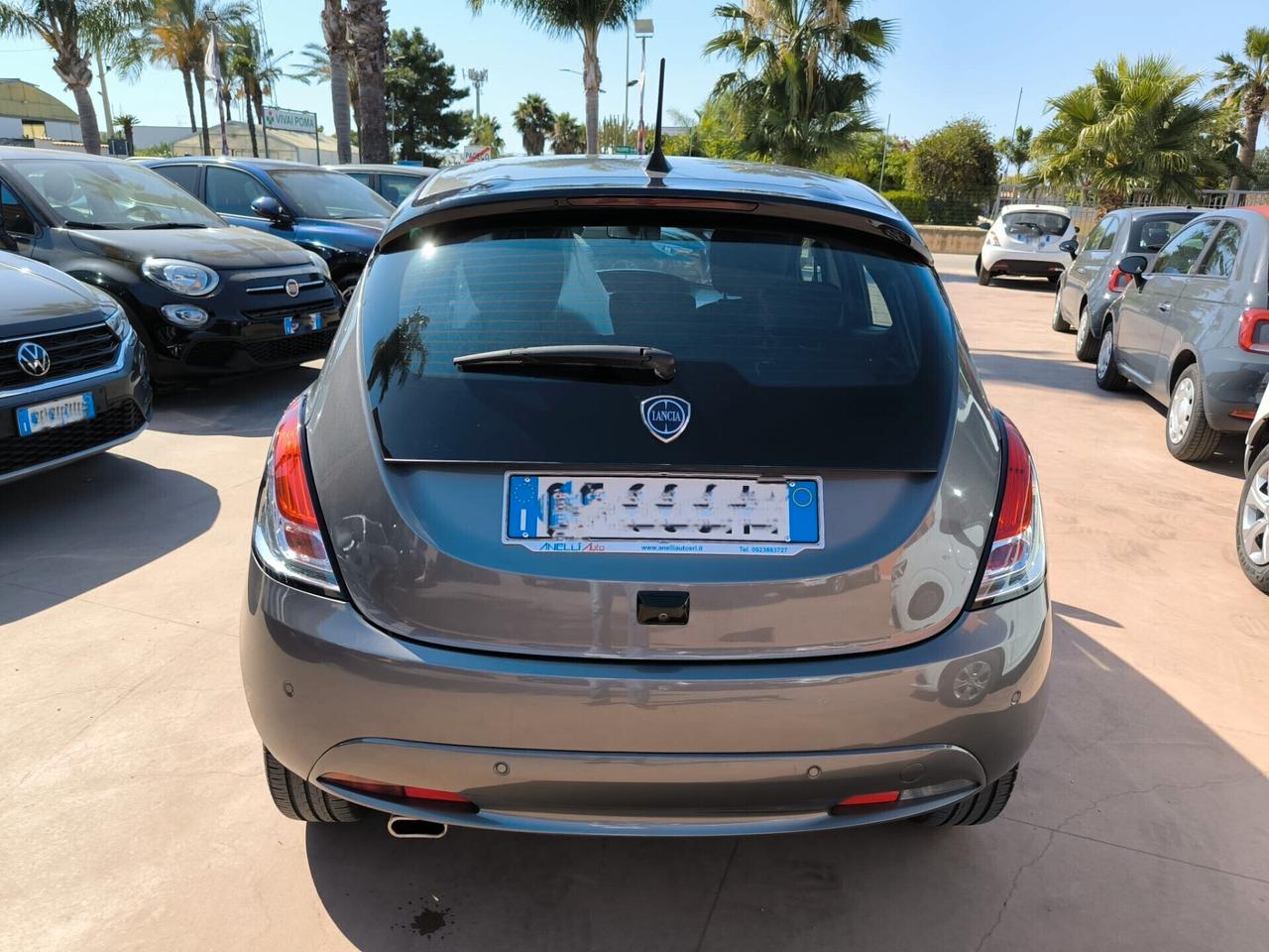 Lancia Ypsilon 1.0 FireFly 5 porte S&S Hybrid Gold Plus