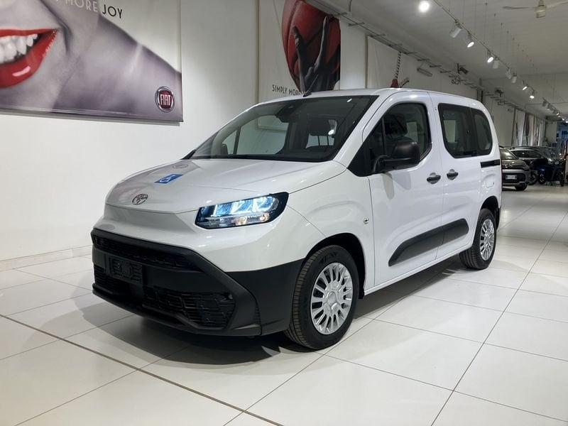 Toyota Proace City 1.5D 100 CV PC 4p. Lounge Trasporto Disabili 4+1