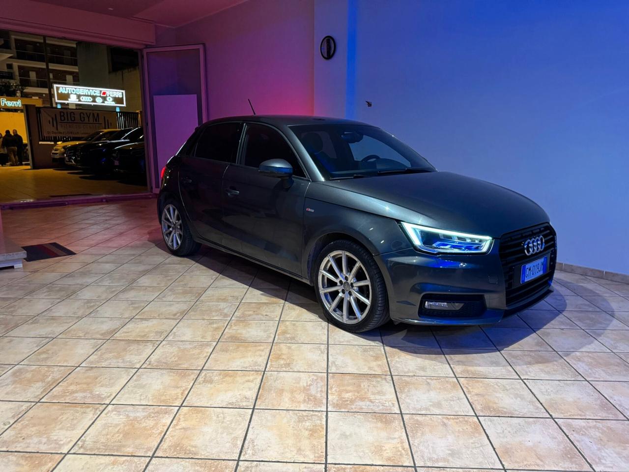 Audi A1 1.4 TDI ultra S tronic Sport S-LINE