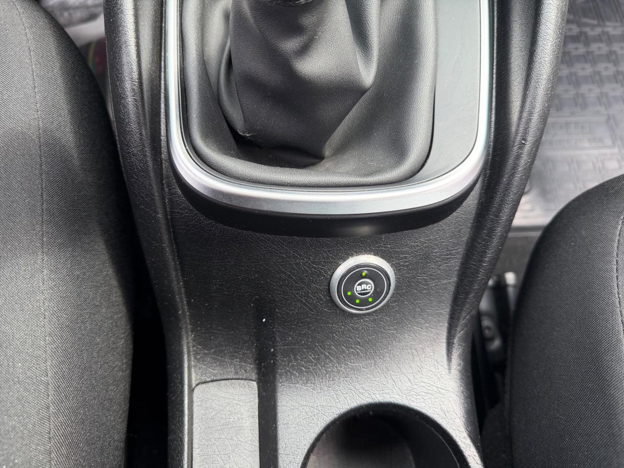 Fiat Tipo 1.4 T-Jet 120CV GPL SW Lounge