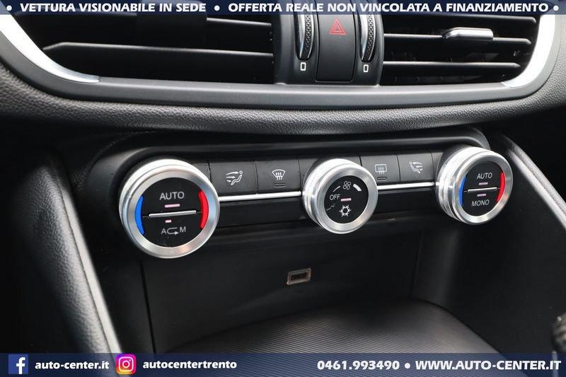 Alfa Romeo Giulia 2.0 Turbo 200CV AT8 Super TETTO