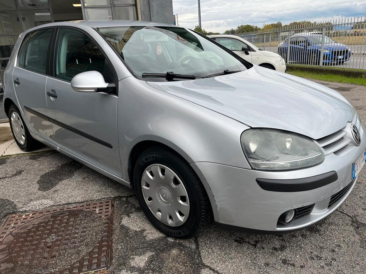 Volkswagen Golf 1.6 5p. Trendline 75CV OK NEOPATENTATI