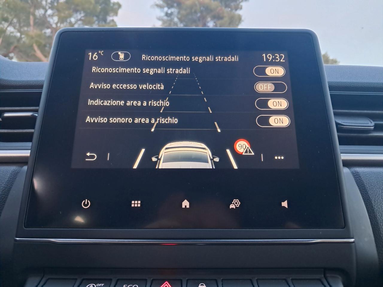 Renault CAPTUR 1.5 DCI 115CV-FULL LED*NAVI*RADAR