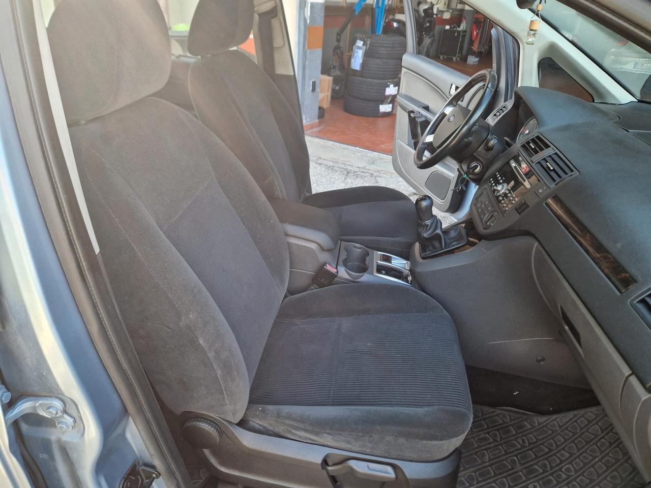 Ford Focus C-Max 1.6 TDCi (110CV) Ghia