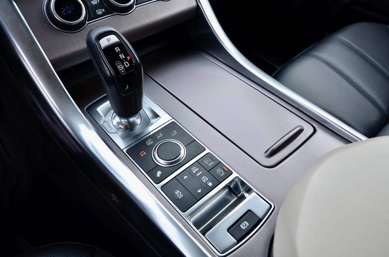 LAND ROVER RANGE ROVER SPORT 3.0 TDV6 HSE 249cv AUTO, KM REALI, UNICOPROP, ECCELLENTI CONDIZIONI, PERMUTE