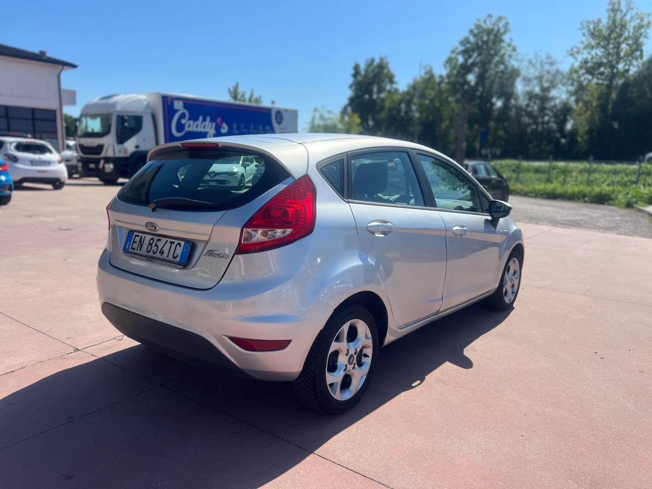 Ford Fiesta 1.4 16V 5p. Bz.- GPL Titanium Bs.