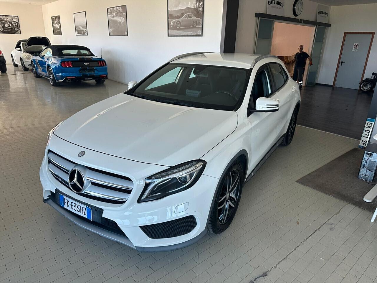 Mercedes-benz GLA 180 GLA 180 d Premium