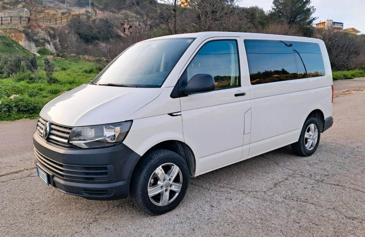 Volkswagen Caravelle 2.0 TDI – 9 posti (Iva Esposta)