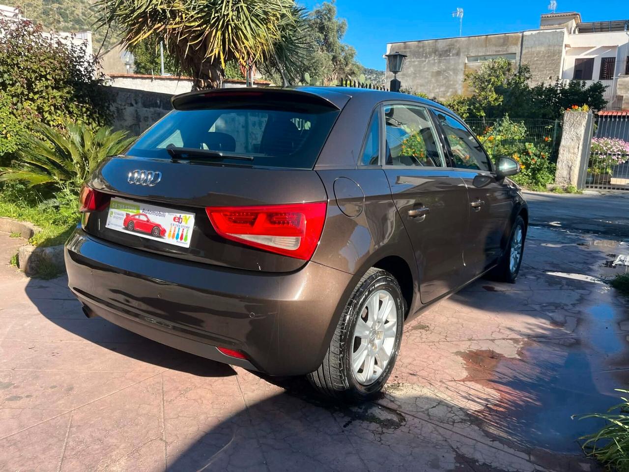 AUDI A1 1.6 TDI 105CV AMBITION 2015 BI-XENON