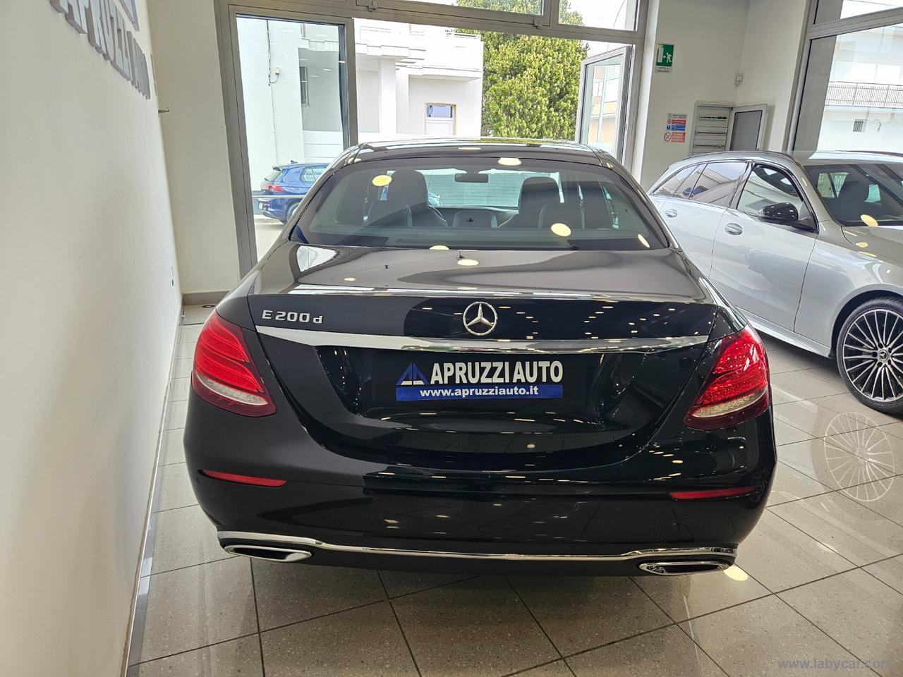 MERCEDES-BENZ E 200 D SPORT AUTO