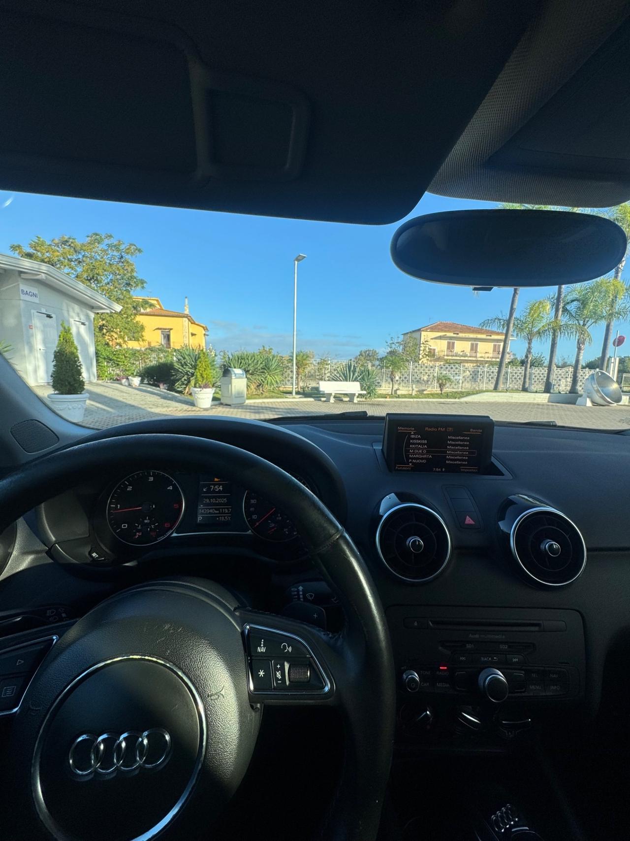 Audi A1 1.6 TDI S tronic Ambition