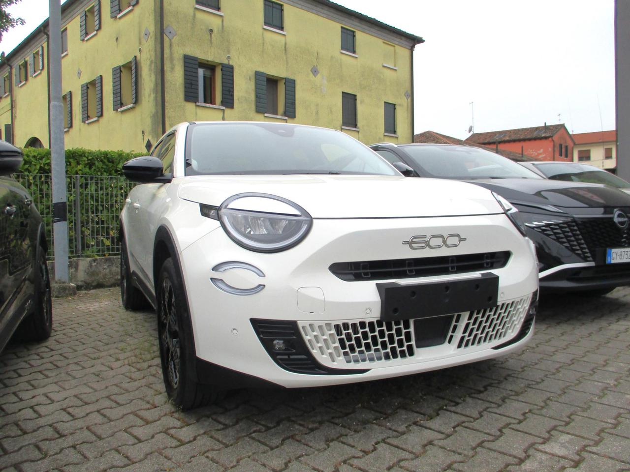 Fiat 600 Hybrid DCT MHEV LaPrima - FULL OPTIONAL