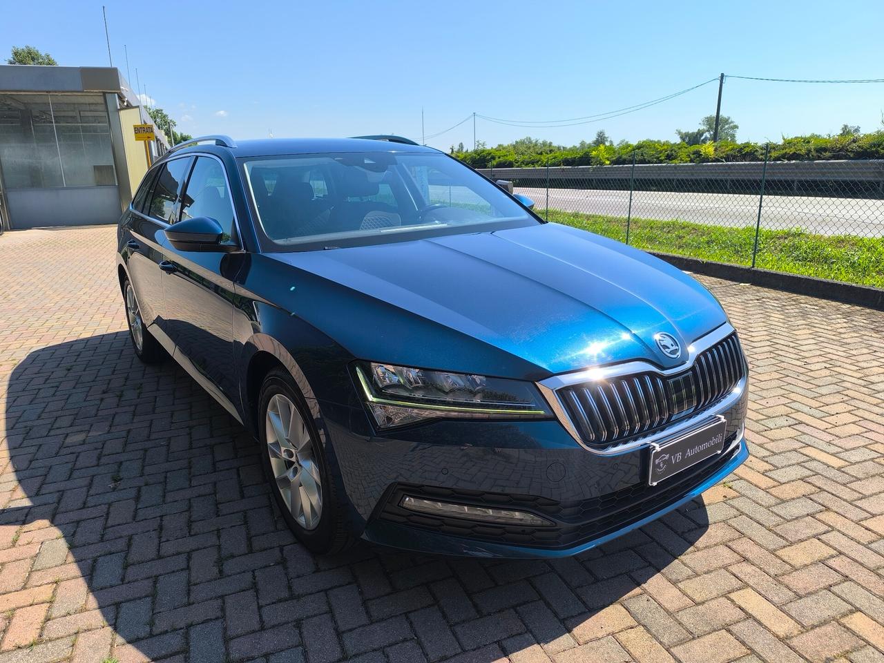 Skoda Superb 2.0 TDI EVO 150 CV SCR DSG Wagon Executive