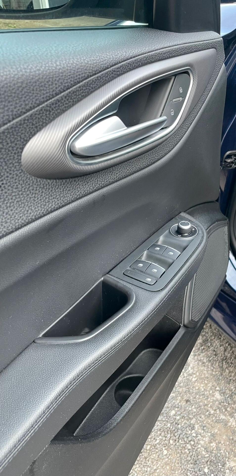 Alfa Romeo Giulia 2.2 Turbodiesel 180 CV Business Sport