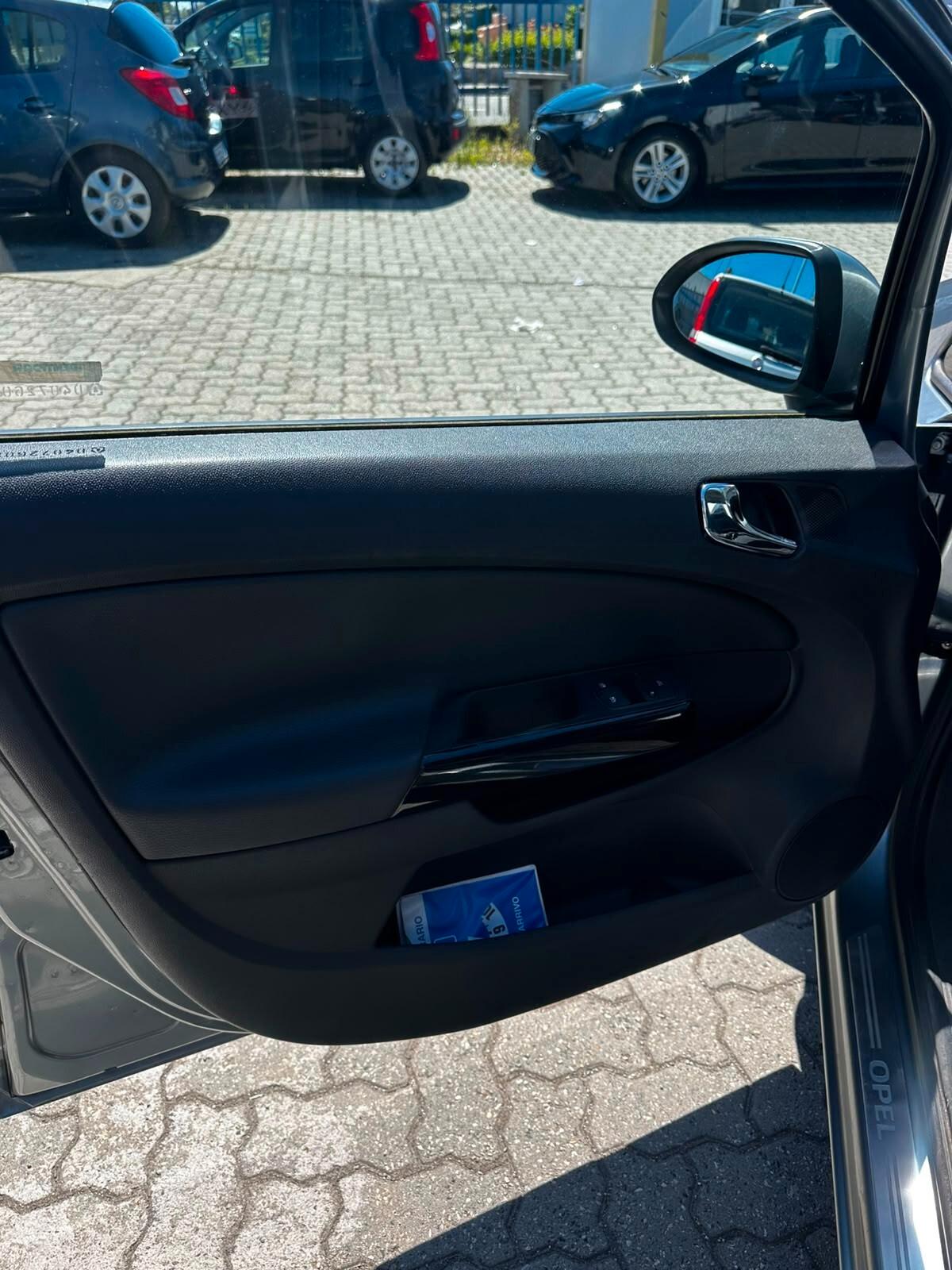 Opel Corsa 1.2 85CV 5 porte GPL-TECH Edition
