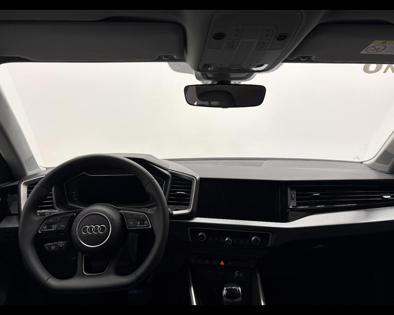 AUDI A1 SPORTBACK 25 TFSI BUSINESS