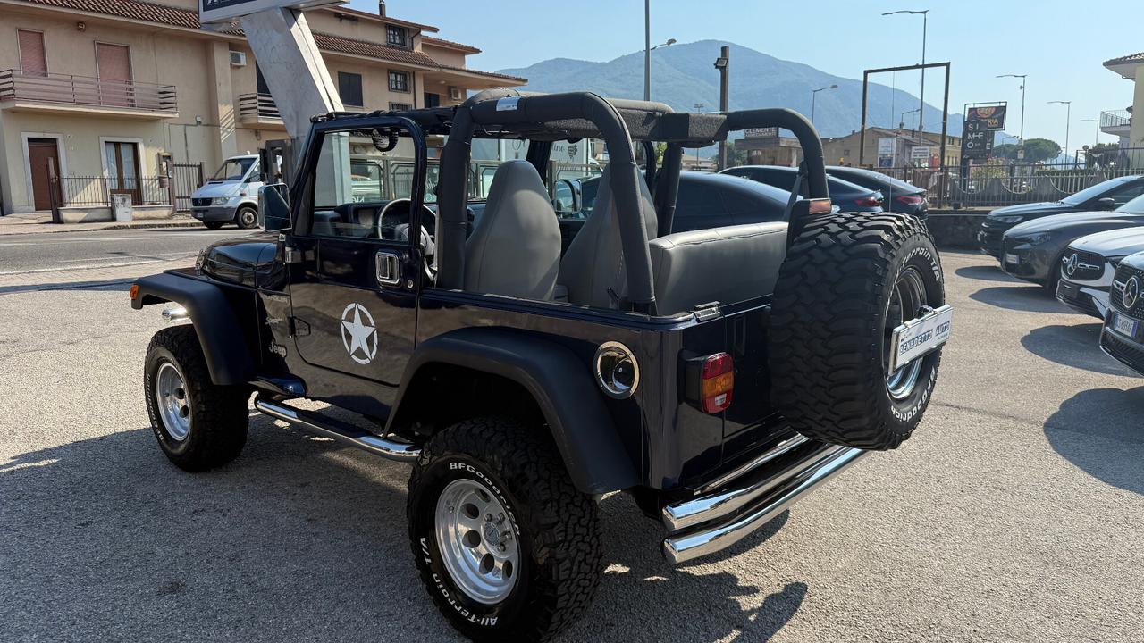 Jeep Wrangler 2.5 cat Soft top (EU)
