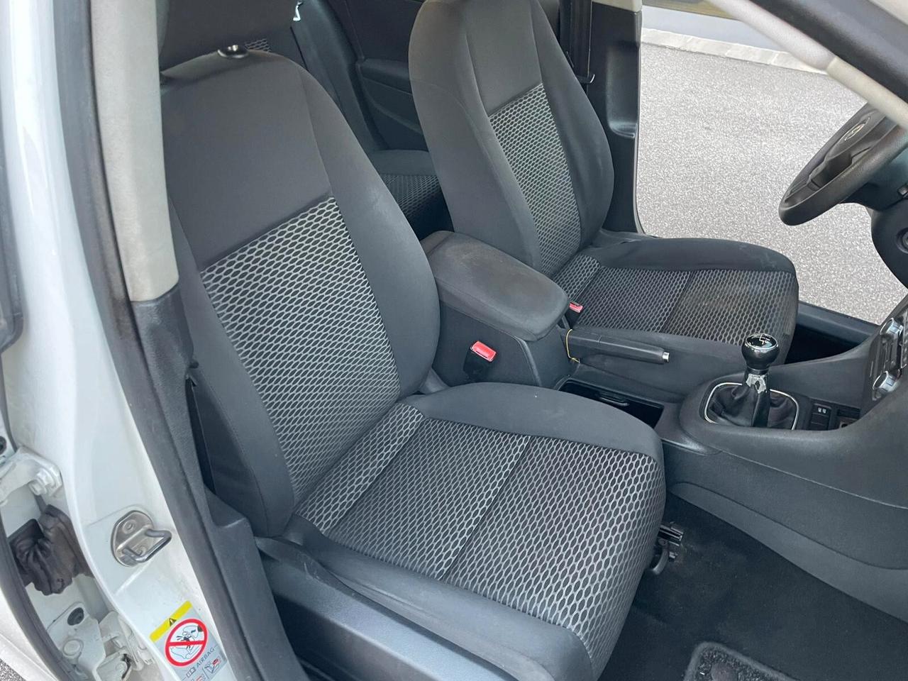 Volkswagen Golf 1.6 TDI 105CV DPF 5p.