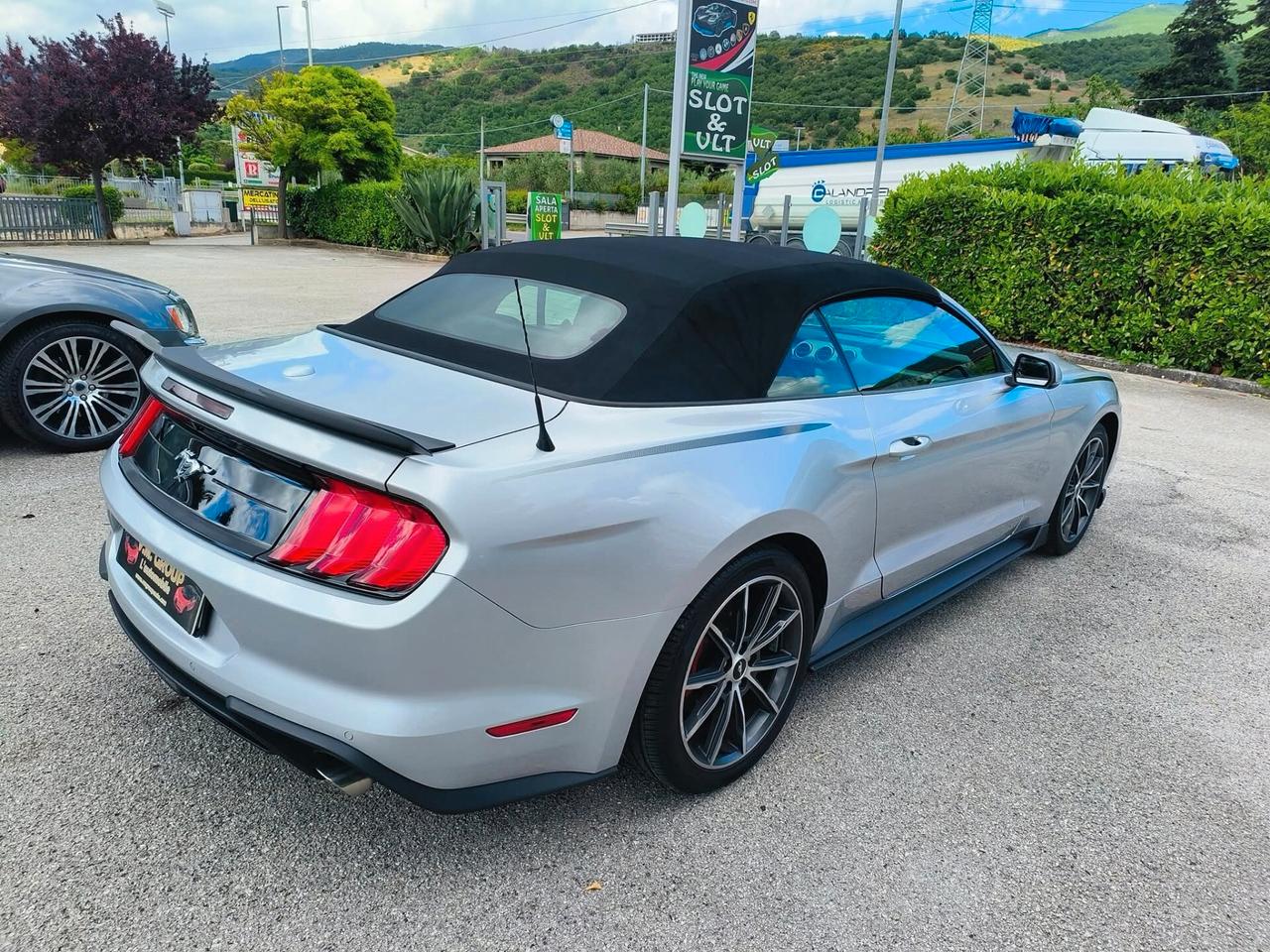Ford Mustang 2.3 Ecoboost Premium 314 CV Autom. Shelby pack