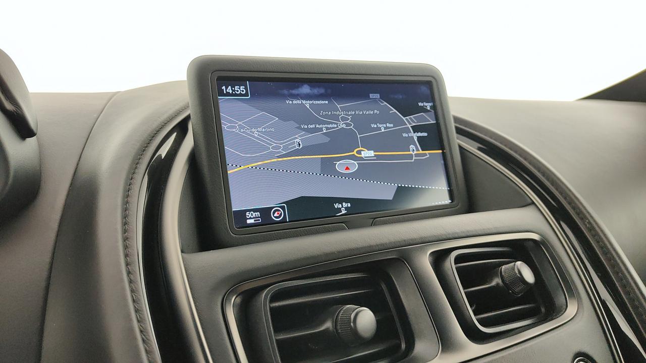 ASTON MARTIN DB11 Coupe 4.0 V8 auto