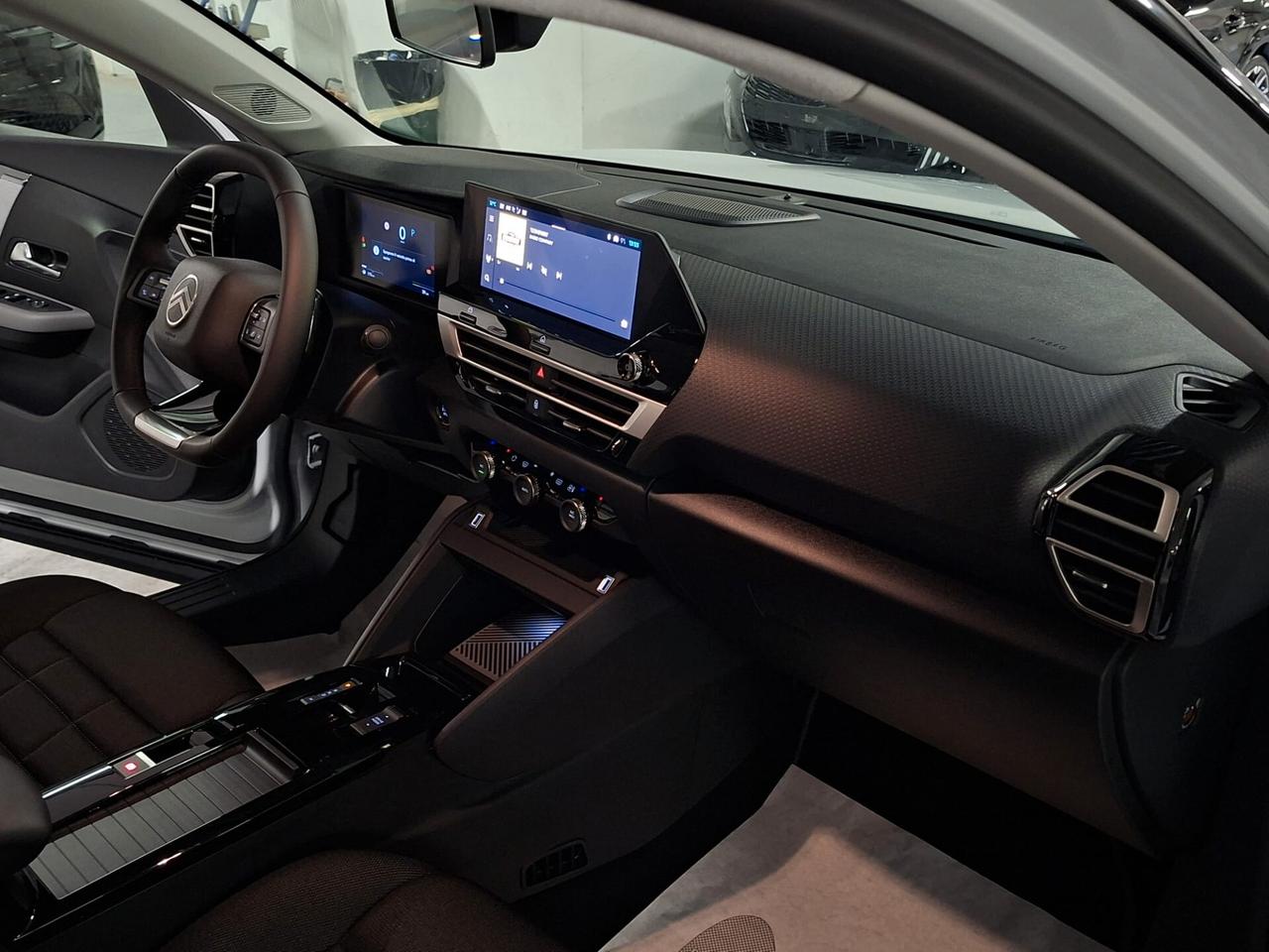 Citroen C4 1.2 mhev Hybrid 136CV Collection e-DCS6 Km. 0