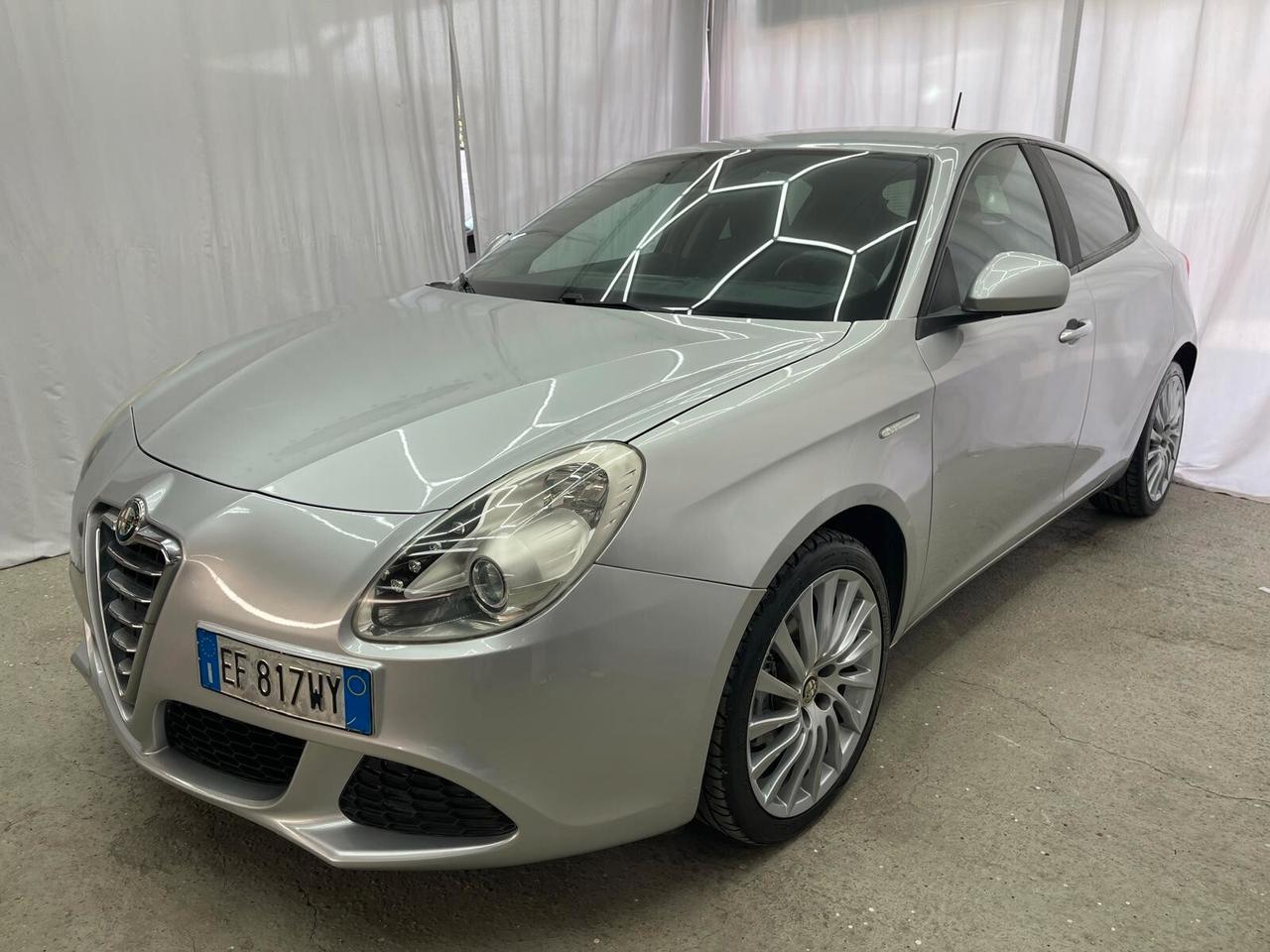 Alfa Romeo Giulietta 1.6 JTDm-2 DISTINCTIVE PRONTA CONSEGNA **PREZZO REALE**