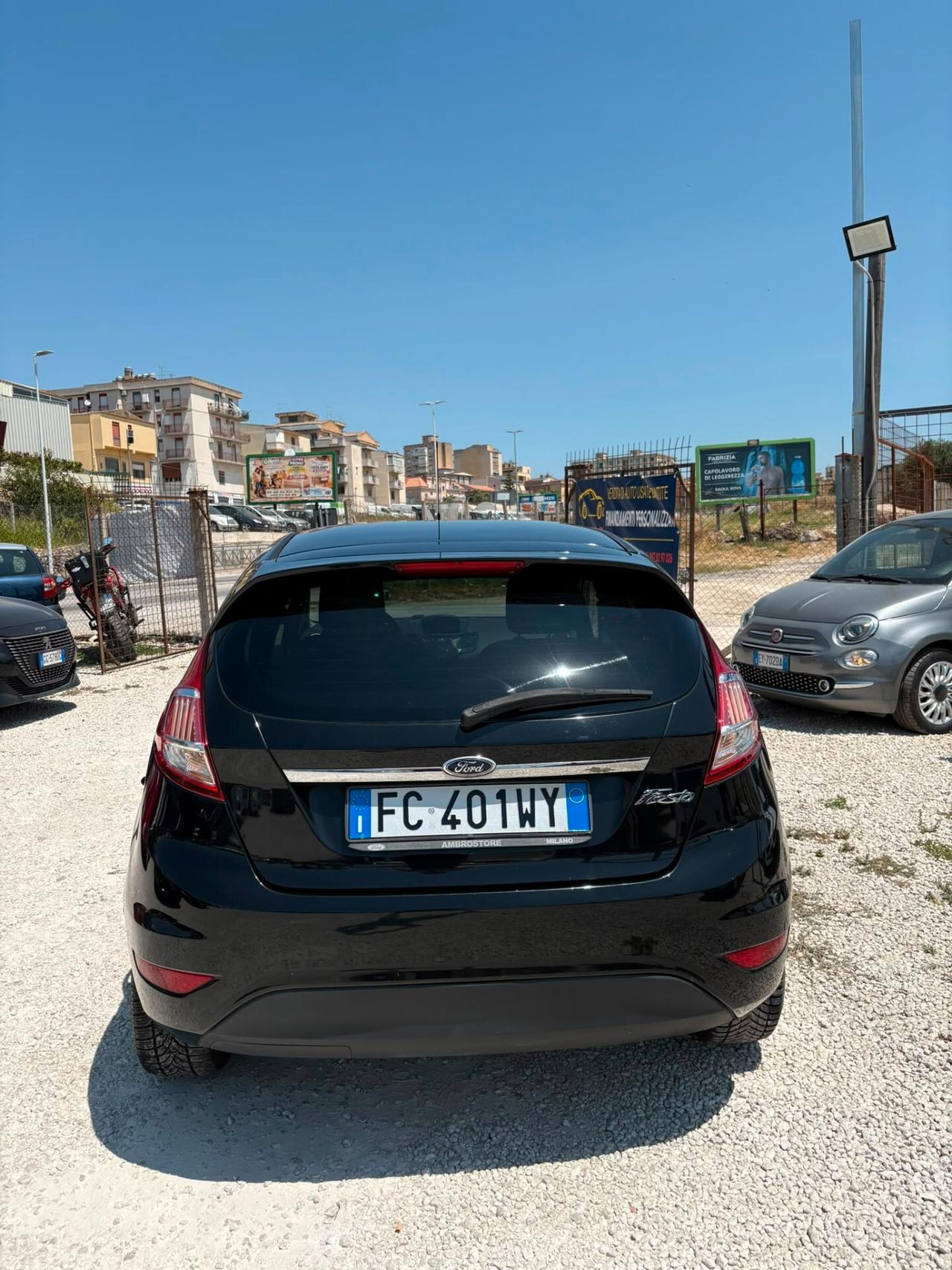 Ford Fiesta 1.5 TDCi 75CV 5 porte Black & White Edition